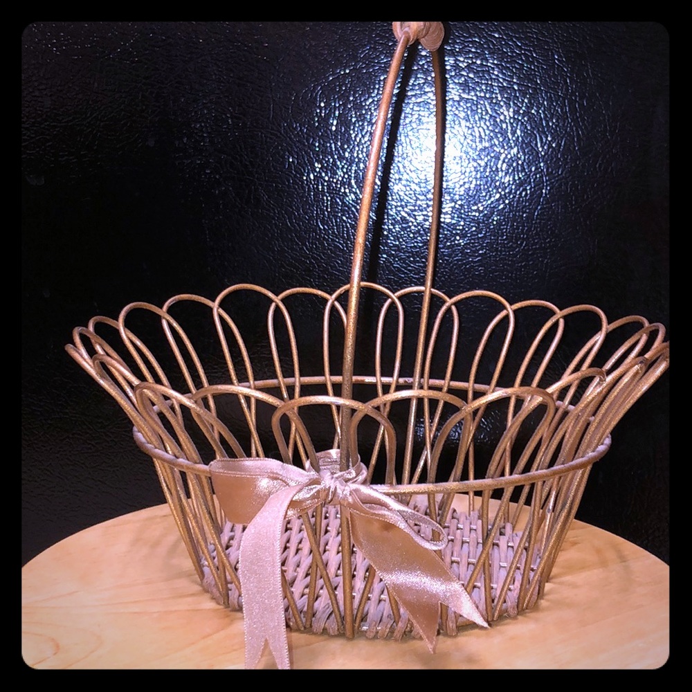 Round Coated Metal & Wood Basket